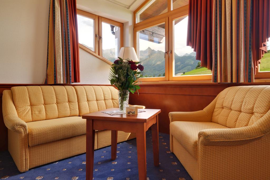 Hotel Panorama Ladis Luaran gambar